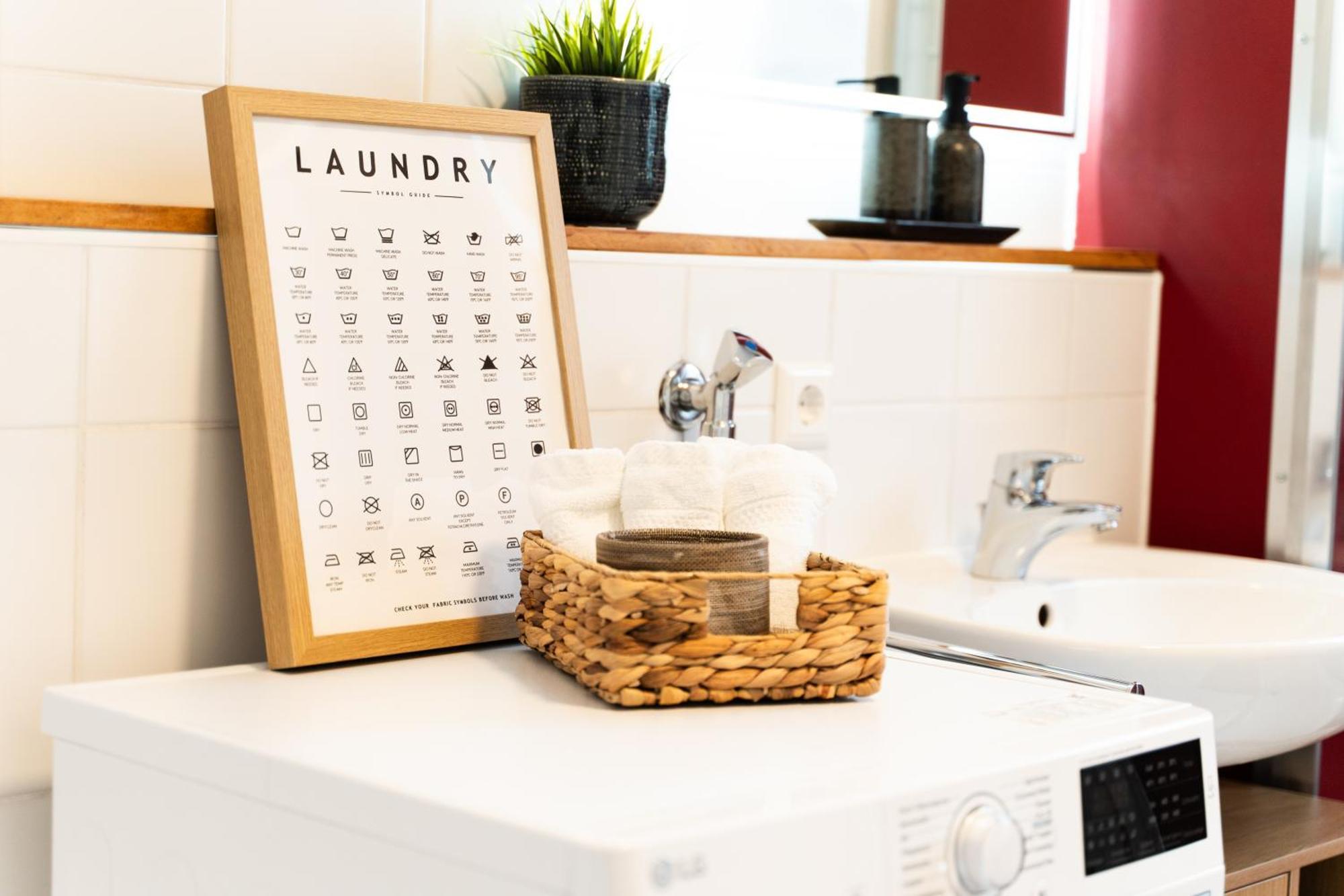 Lubu Stay Central, Cozy, With Workspace And Parking Ludwigsburg Eksteriør bilde