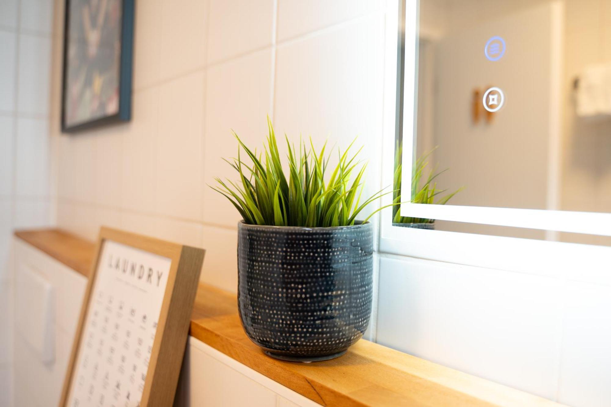 Lubu Stay Central, Cozy, With Workspace And Parking Ludwigsburg Eksteriør bilde