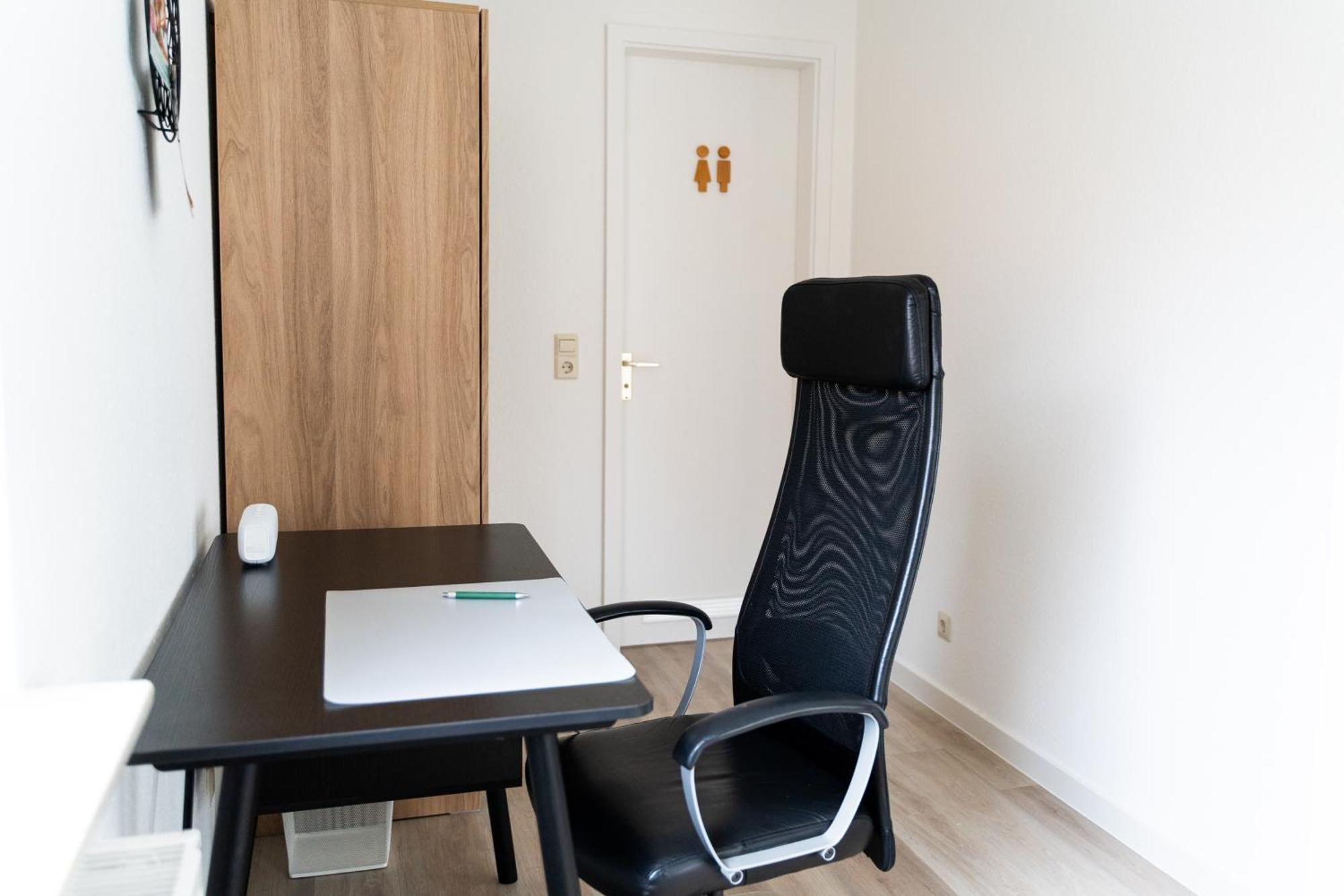 Lubu Stay Central, Cozy, With Workspace And Parking Ludwigsburg Eksteriør bilde